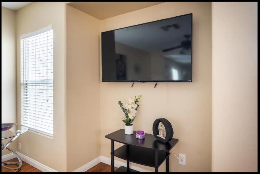 4 Bedroom North Las Vegas With Pool Bagian luar foto